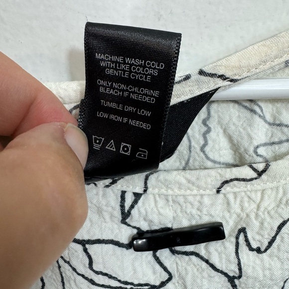 Tommy Bahama Size Large Village High Rise Linen Easy Shorts Tropical Pink - Picture 8 of 8